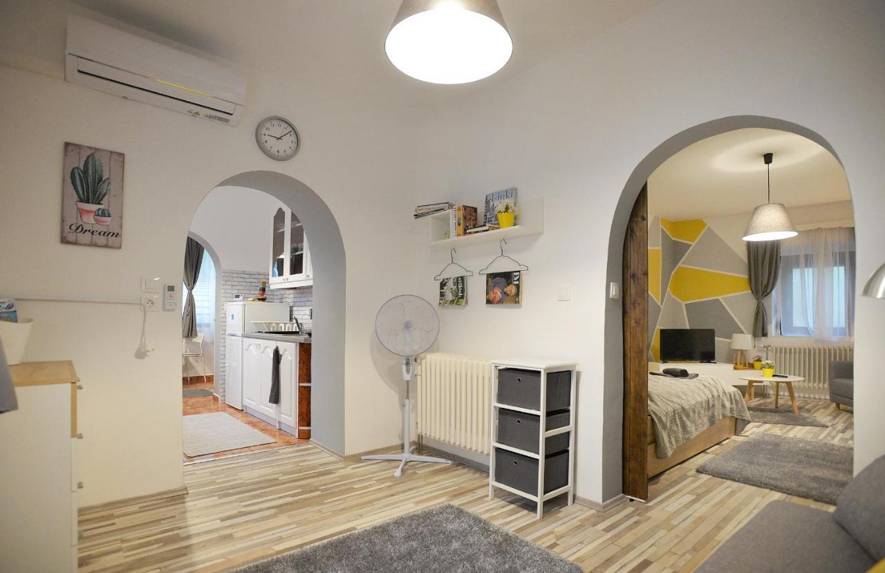 אגר Castle Garden Apartman מראה חיצוני תמונה
