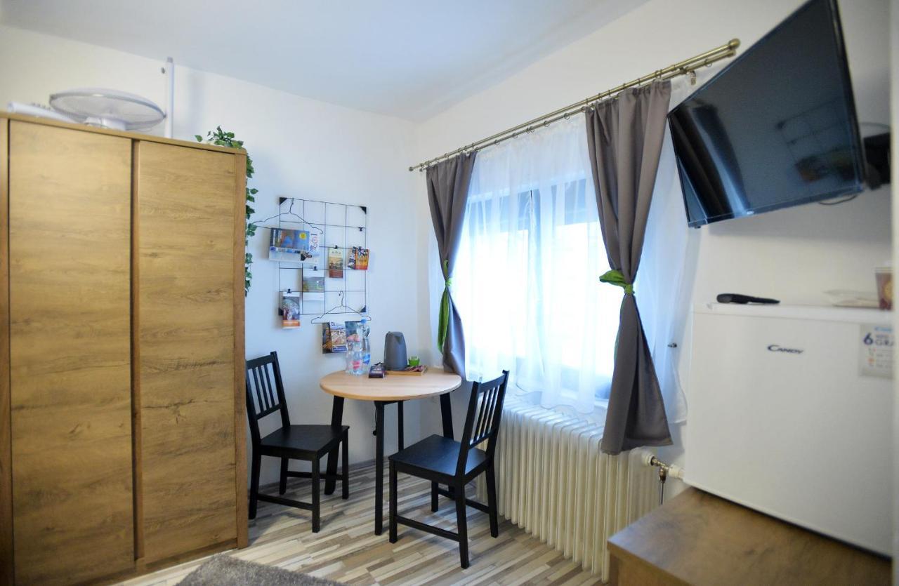 אגר Castle Garden Apartman מראה חיצוני תמונה